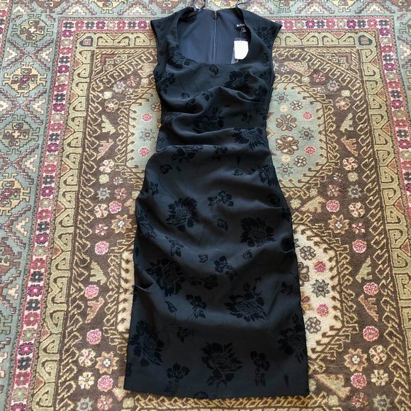 *NWT*Black Sheath Dress with Floral Velvet Detailing - Made in Canada - Size XXS - Picture 7 of 14
